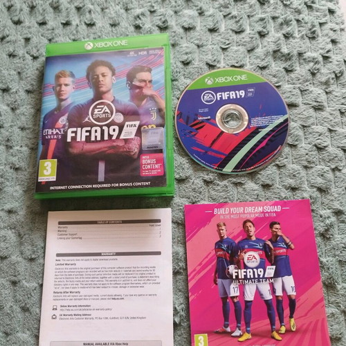 FIFA 19 game for Xbox One like new