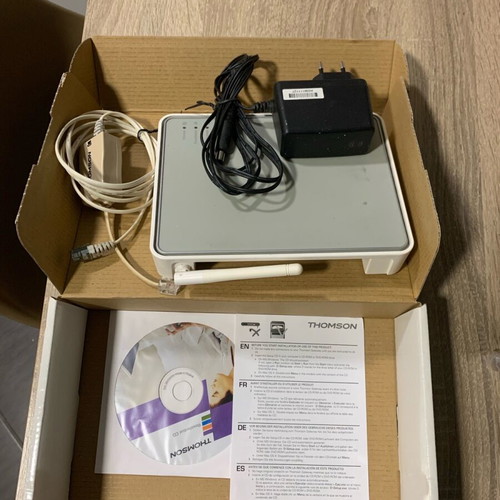 Thomson router TG585 like new
