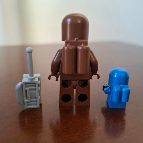 Lego Classic Space Brown Astronaut and Blue Spacebaby Minifigures like new