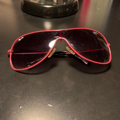 Ray Ban sunglasses used in ok condition