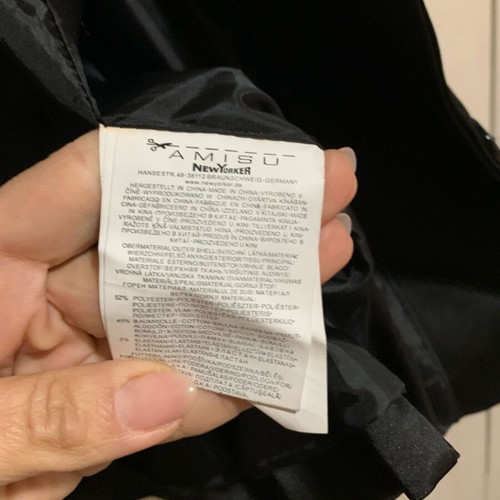 Amisu jacket size 42 like new, black satin fabric