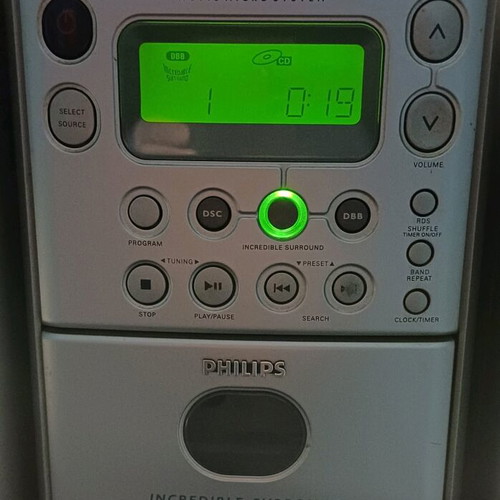 Philips Stereo-Anlage MC115/02 used with 2 speakers and CD player