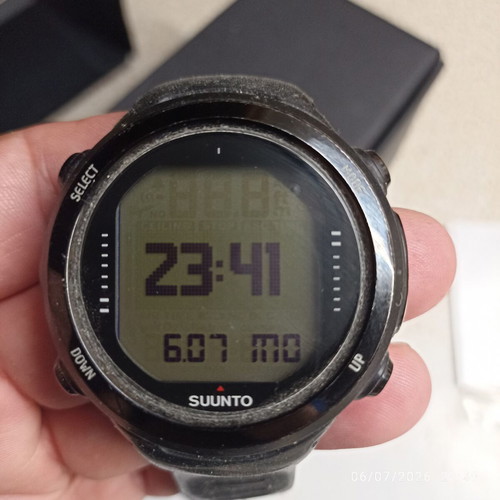 Suunto D4i Novo dive computer like new