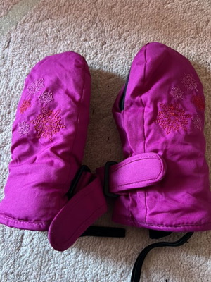 Παιδικά γάντια χιονιού σαν καινούργια, φούξια με μαύρο, νούμερο 2,5