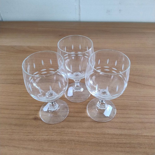 Set of 3 crystal stemmed glasses like new