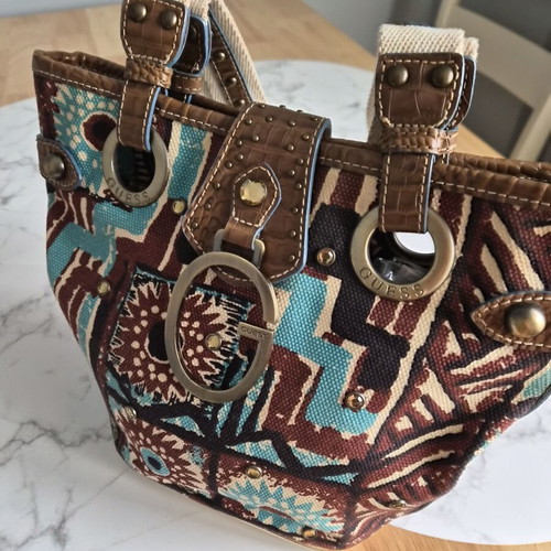 Guess Africa Collection vintage shoulder bag like new, Y2K boho chic