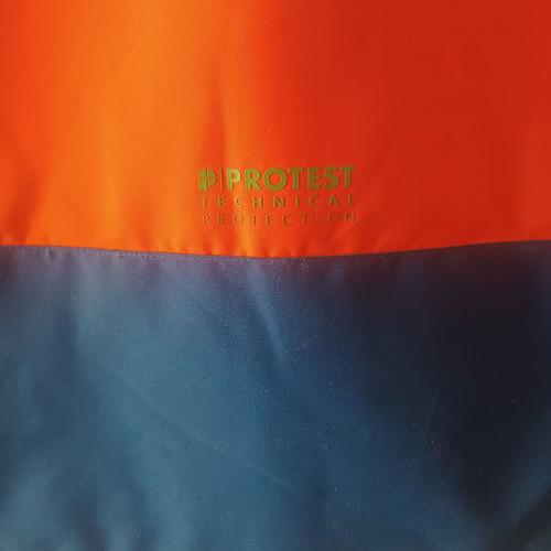 Protest ski jacket new, size L