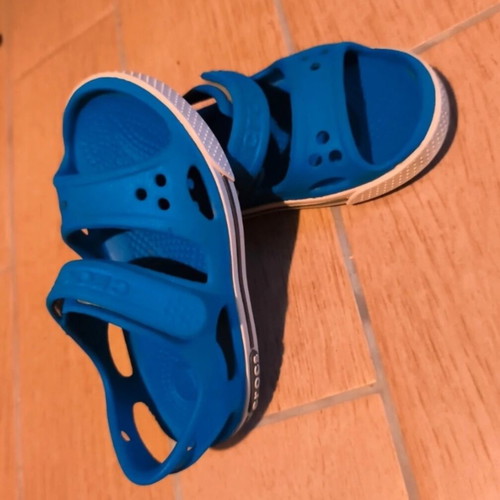Crocs Kids Clog Blue Size 27-28 Like New