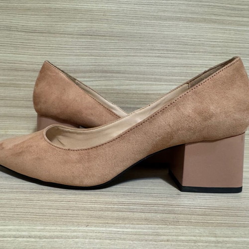 Zara suede pumps new, size 37, beige pink