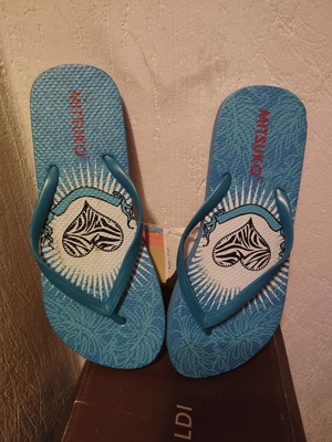 Mitsuko flip flops new, size 39, blue