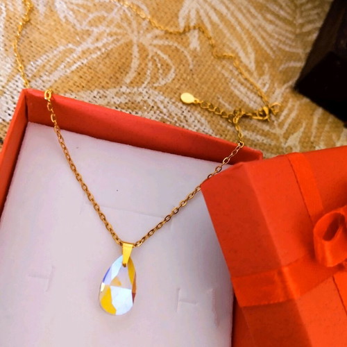 Handmade necklace with stainless steel chain and iridescent Austrian crystal
