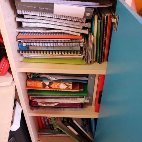 Neoset bookshelf and desk like new