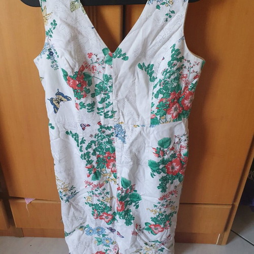 Floral dress new, size M / 38 / 10