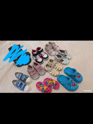 Children's shoes used, sizes 23-25, box set