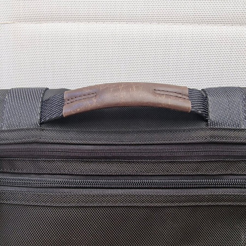 TUMI Alpha Bravo Foster Messenger bag crossbody like new, black