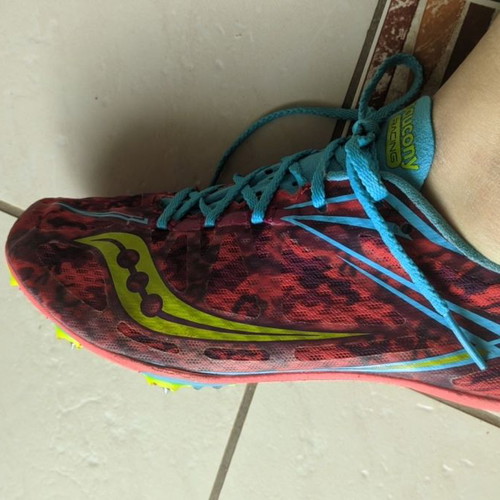 Saucony Ballista track spikes like new, size 38.5, multicolor