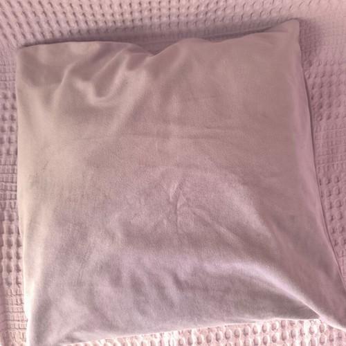 Set of four velvet pillowcases for living room lilac and pink