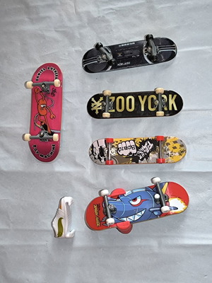 Tech Deck and Hot Wheels fingerboards used set