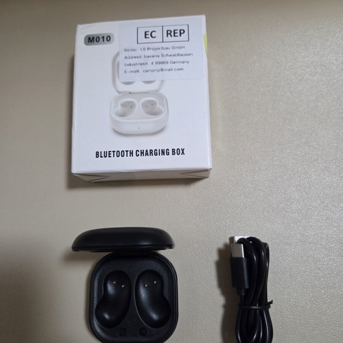 Bluetooth charging box M010 for wireless earbuds