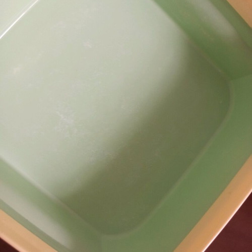 Tupperware containers like new, 3 liters blue and 1 liter green