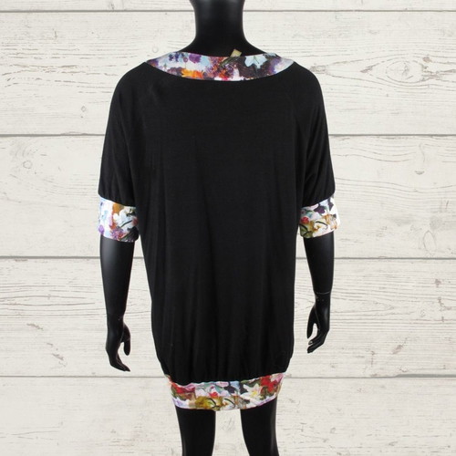 Eva & Claudi women's tunic dress size M black floral like new