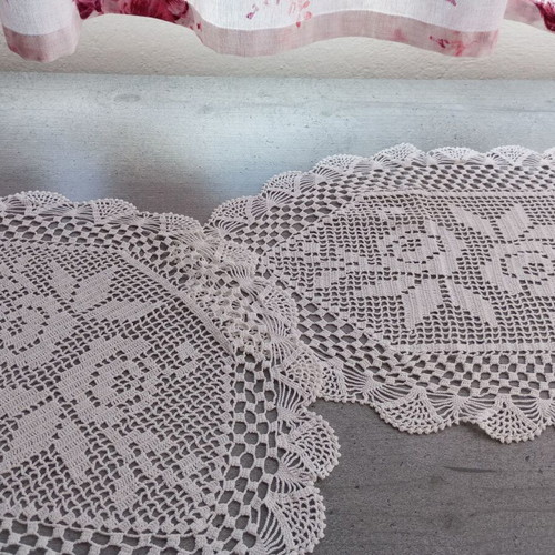 Set of 3 handmade crochet doilies with filet pattern, new