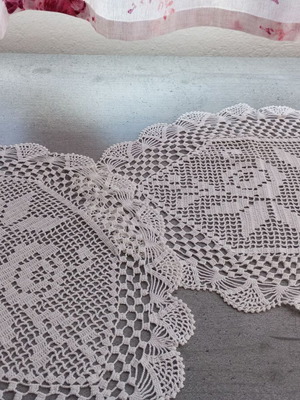 Set of 3 handmade crochet doilies with filet pattern, new