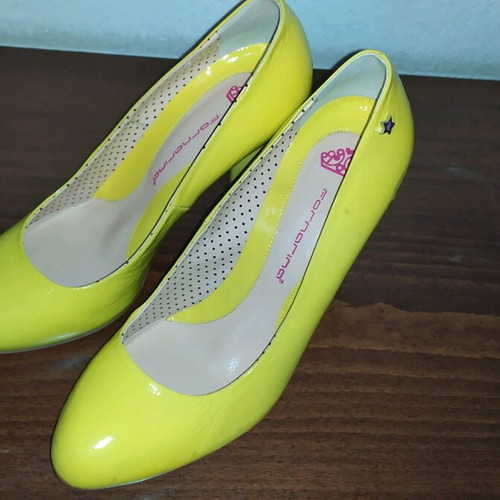 Fornarina pumps used, yellow, size 40