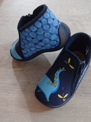 Βρεφικές παντόφλες νούμερο 20 καινούργιες ανατομικές