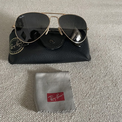 Ray-Ban Aviator Large Metal sunglasses RB3025, gold frame