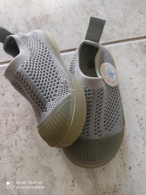 Children's sock shoes size 20 used