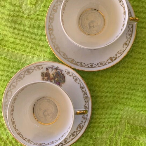 Kutani porcelain cups used with lithographs and gold decoration