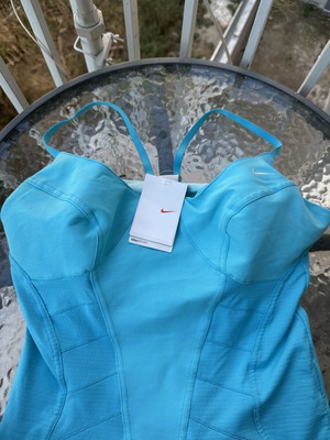 Nike top new, fits size M, blue