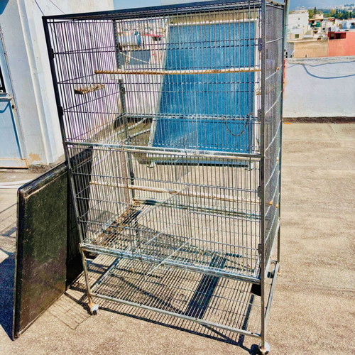 Large aviary cage for parrots like new with Bangminda cover