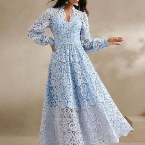 Long lace dress turquoise like new, size S