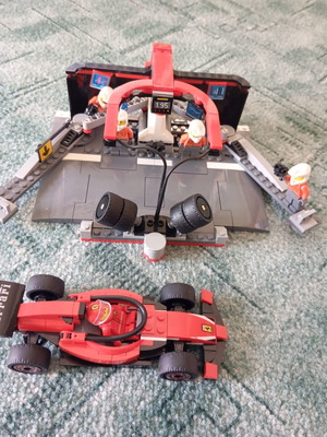Lego City F1 Pit Stop & Pit Crew με αυτοκίνητο Ferrari σαν καινούργιο (60443)