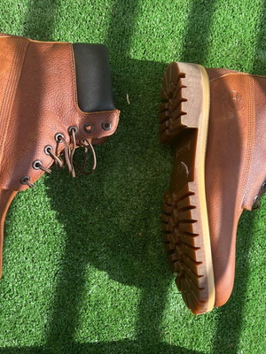 Timberland leather premium boots new, size 44