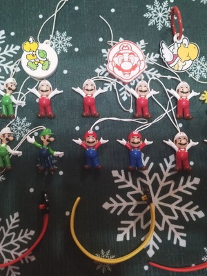 Συλλεκτικές φιγούρες Super Mario Kinder Joy σαν καινούργιο