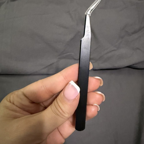 Eyelash Tweezers new with tags for natural curl