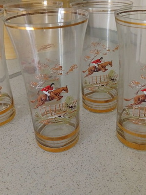 Ποτήρια νερού vintage μεταχειρισμένα, σετ 5 με χρυσή μπορντούρα