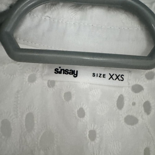 Broderie blouse Sinsay white XXS like new