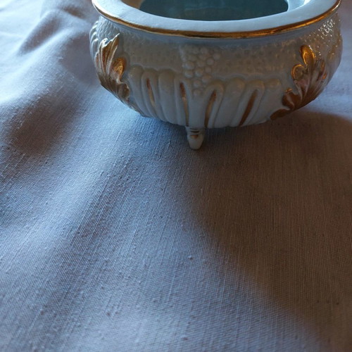 Vintage Capodimonte bowls used 13×8 cm and 11×7 cm with 24k gold