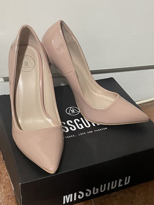 Missguided στιλέτο νούμερο 36 σαν καινούργιο, nude με ροζ απόχρωση