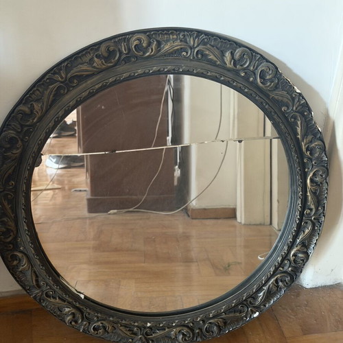 Vintage frame with mirror