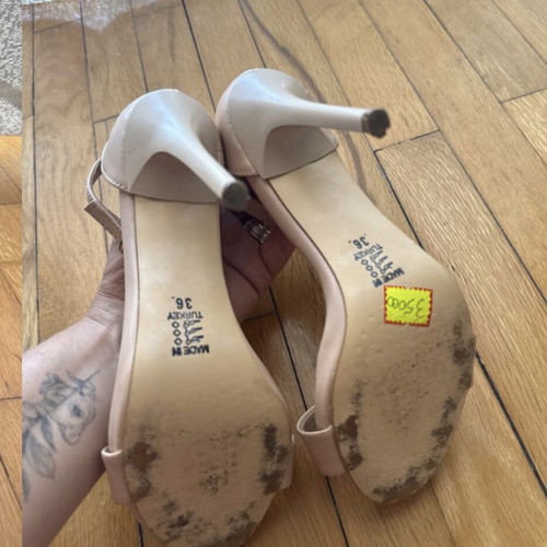 Sandal like new, beige, size 36, very comfortable