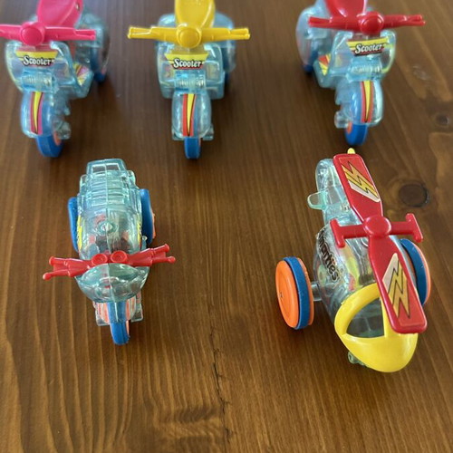 Vintage pull back toys set of 5, like new