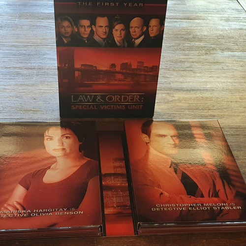 Law & Order: Special Victims Unit The First Year DVD box set like new