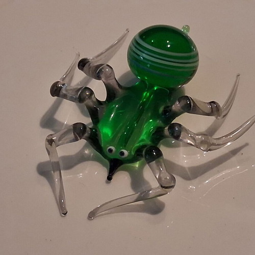 Murano glass spider like new, green