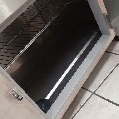 Display Counter Set like new, refrigerated and heated sections, 3.6m length