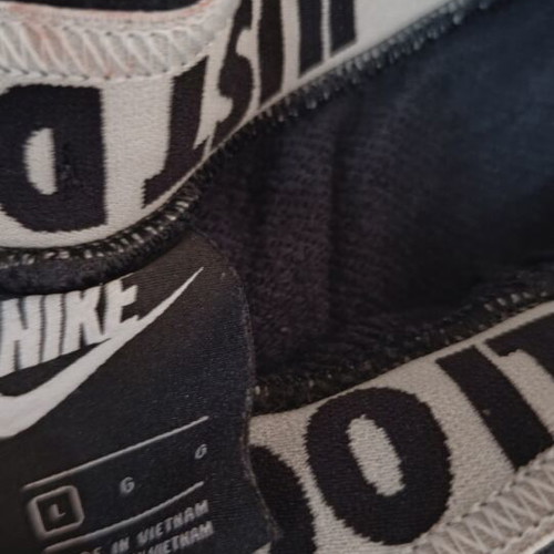 Nike women's sweatpants black size large like new